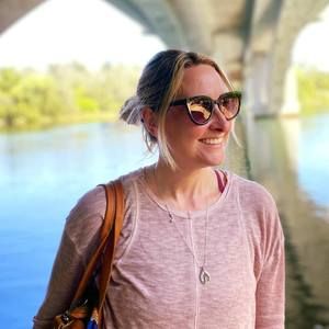 Meet your Posher, Kari